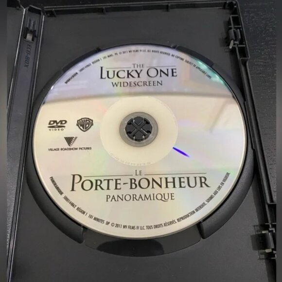 🔴2/$10 SALE🔴 The Lucky One Movie DVD - Picture 2 of 2